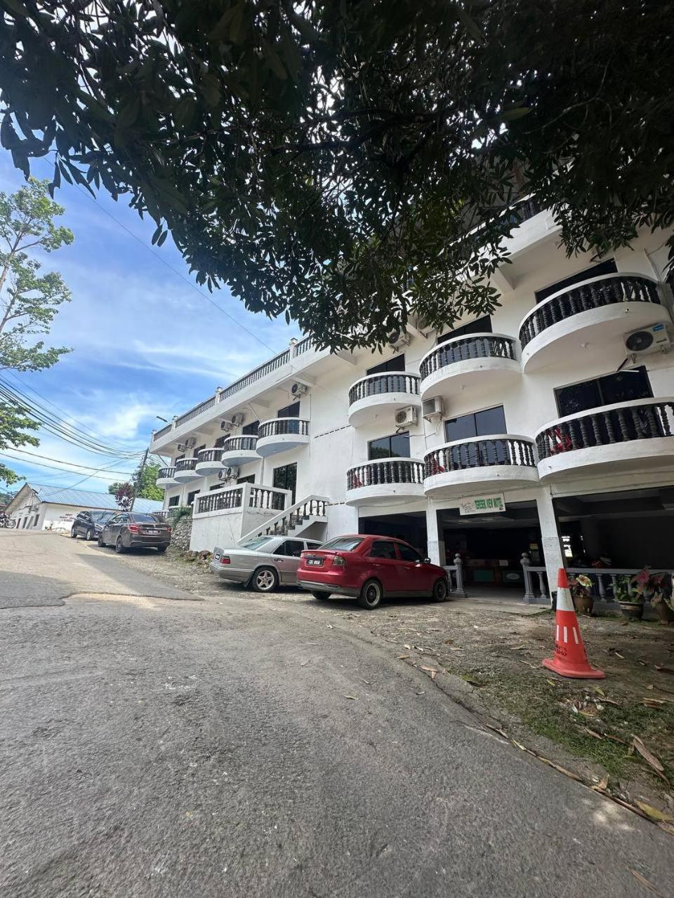 Teresek View Motel Kuala Tahan Exterior foto